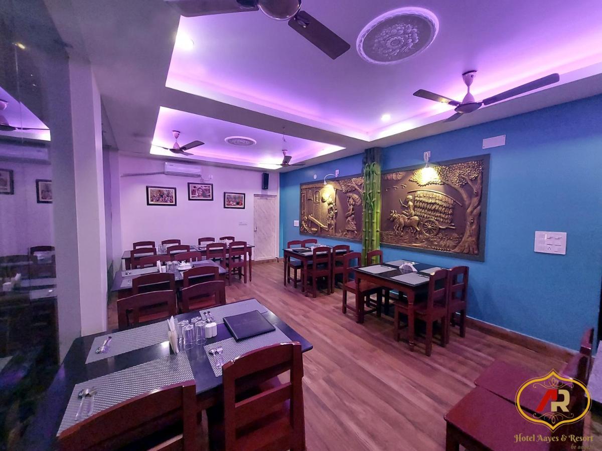 Hotel Aayes And Resort Shānti Niketan Exteriér fotografie