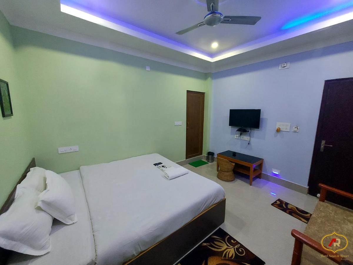 Hotel Aayes And Resort Shānti Niketan Exteriér fotografie