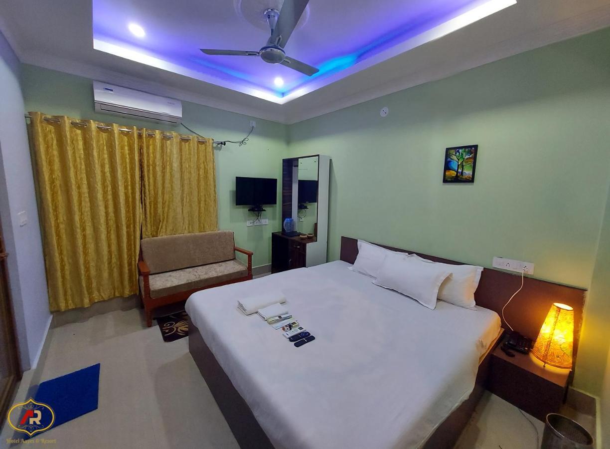 Hotel Aayes And Resort Shānti Niketan Exteriér fotografie