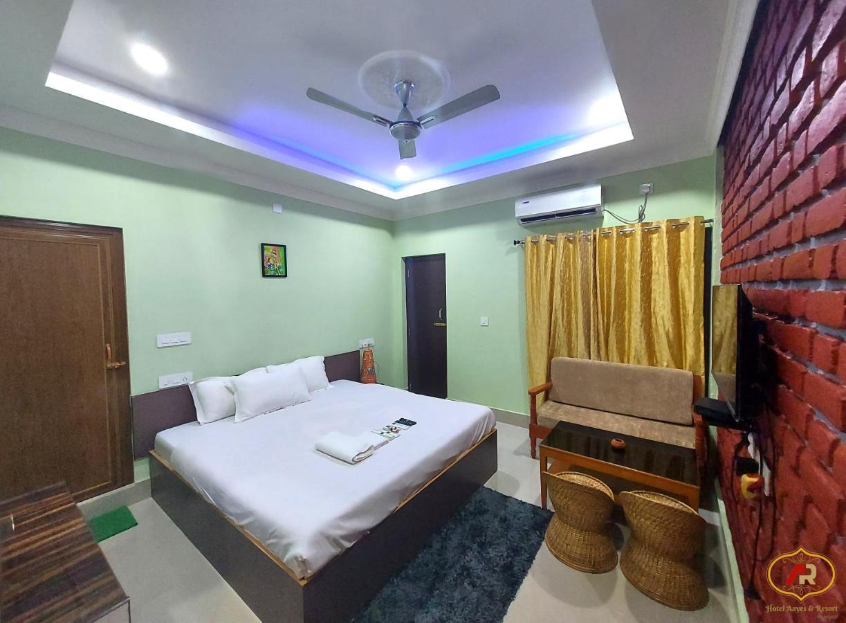 Hotel Aayes And Resort Shānti Niketan Exteriér fotografie